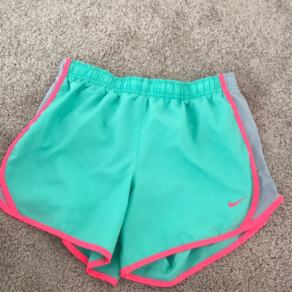 NWOT girls nike shorts